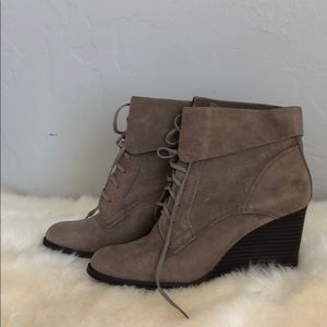 Lucky Brand Yuzu Lace-up Booties